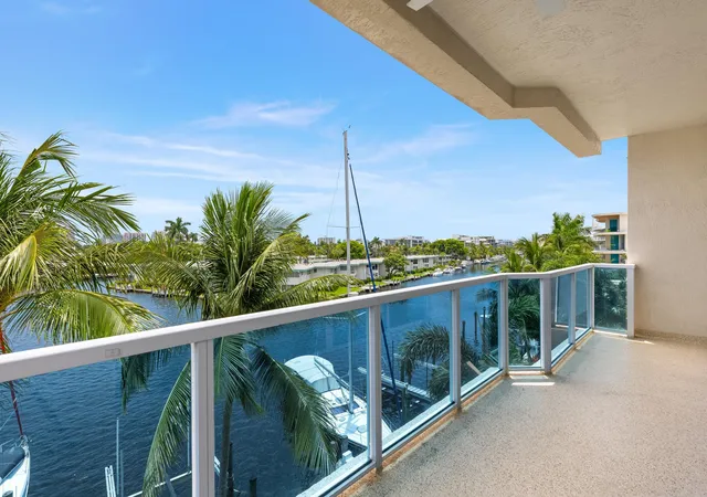 Photo 3 of Condo for sale at 516 Hendricks Isle #4A, Fort Lauderdale, FL 33301 | MLS# B26062793 | Listing updated on 2026-09-16