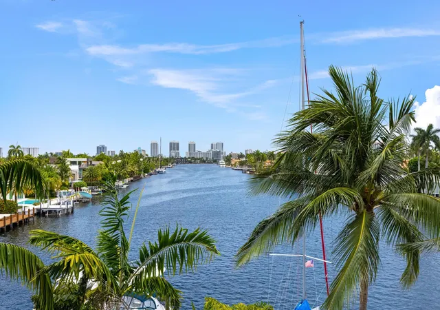 Listing Photo 4 - Condo for sale in building located at 516 Hendricks Isle, North Lauderdale, FL 33301 - Unit #4A
