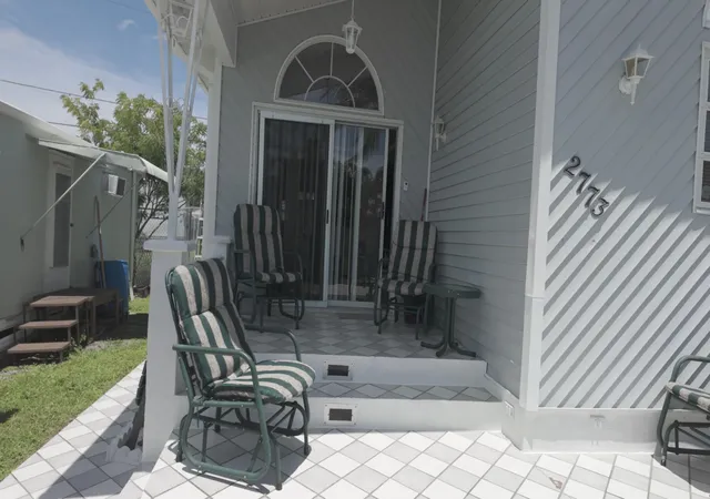 Photo 3 of Manufactured home for sale at 2773 Nw 29th Place, Oakland Park, FL 33311 | MLS# B26062812 | Listing updated on 2026-09-15