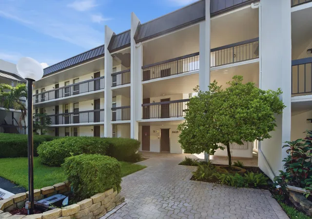 Condo for sale at 8409 Forest Hills Dr #206, Coral Springs, FL 33065 | MLS# B26062839