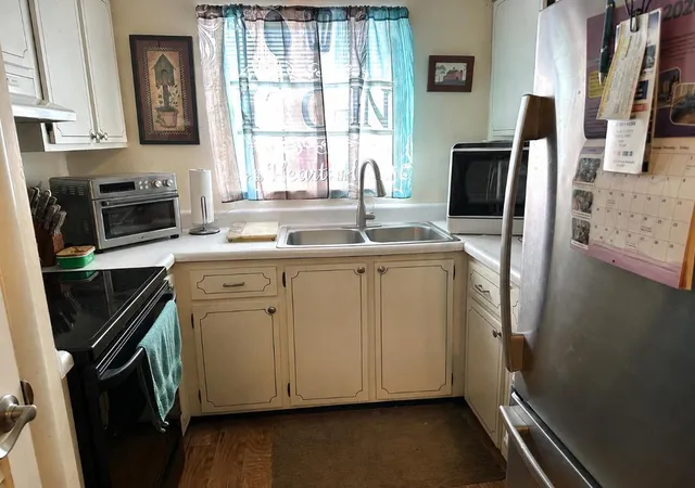 Photo 3 of Condo for sale at 410 W Palm St #B8, Lantana, FL 33462 | MLS# B26063160 | Listing updated on 2026-09-16