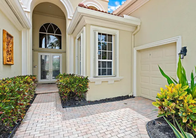 Photo 4 of Single family home for sale at 7090 Tradition Cvs Ln E, West Palm Beach, FL 33412 | MLS# B26063198 | Listing updated on 2026-09-23