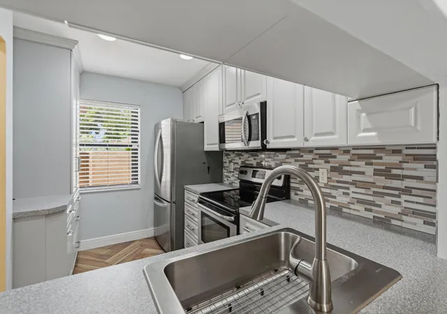 Photo 2 of Single family home for sale at 10927 Nw 29th Court, Sunrise, FL 33322 | MLS# B26063334 | Listing updated on 2026-09-16