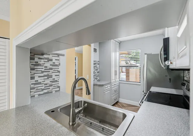 Photo 3 of Single family home for sale at 10927 Nw 29th Court, Sunrise, FL 33322 | MLS# B26063334 | Listing updated on 2026-09-16