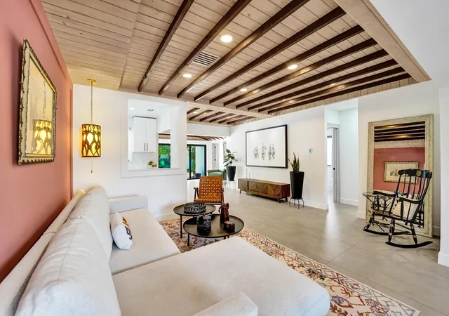 Photo 3 of Sale Pending at 1424 Ne 16th Avenue, Fort Lauderdale, FL 33304 | MLS# B26063497 | Listing updated on 2026-09-13