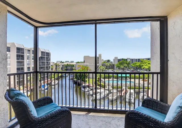 Photo 3 of Condo for sale at 4 Royal Palm Way #403, Boca Raton, FL 33432 | MLS# B26063517 | Listing updated on 2026-09-14