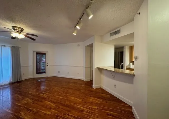 Photo 4 of Condo for sale at 5024 Lantana Rd #3203, Lake Worth, FL 33463 | MLS# B26063532 | Listing updated on 2026-09-16
