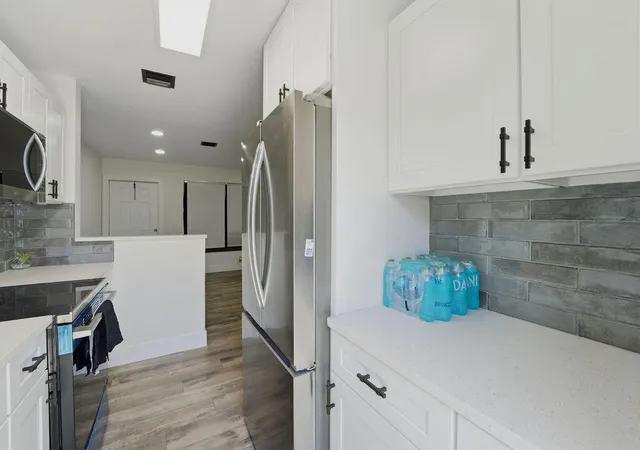 Photo 3 of Single family home for sale at 1382 9th Street, West Palm Beach, FL 33401 | MLS# B26063588 | Listing updated on 2026-09-14