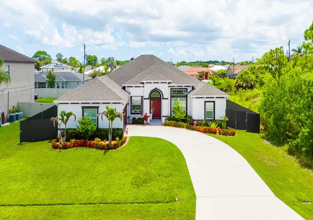 Photo 3 of Single family home for sale at 1717 Sw Catalonia St, Port Saint Lucie, FL 34987 | MLS# B26063641 | Listing updated on 2026-09-15