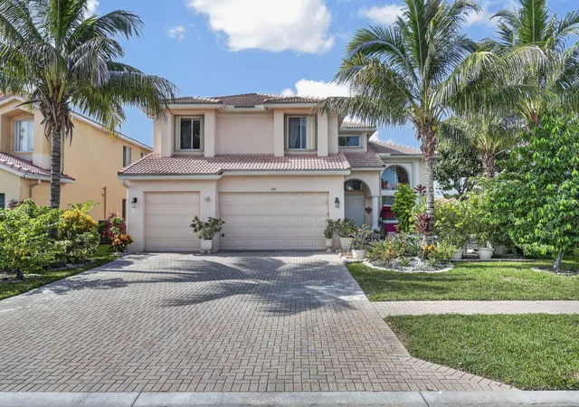 Photo 2 of Single family home for sale at 120 Isola Cir, Royal Palm Beach, FL 33411 | MLS# B26063705 | Listing updated on 2026-09-13