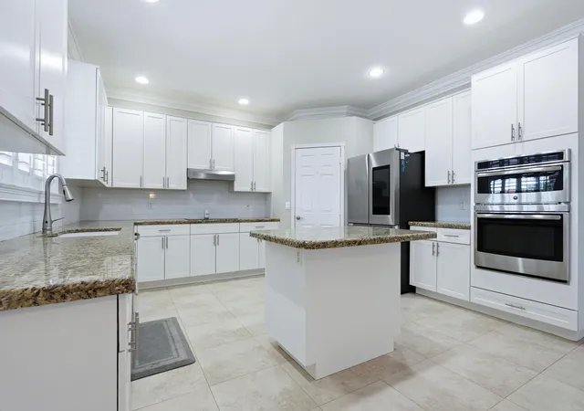 Photo 3 of Single family home for sale at 15562 Cypress Park Dr, Wellington, FL 33414 | MLS# B26063829 | Listing updated on 2026-09-28