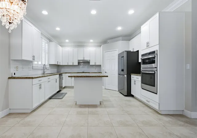 Photo 3 of Single family home for sale at 15562 Cypress Park Dr, Wellington, FL 33414 | MLS# B26063829 | Listing updated on 2026-09-28