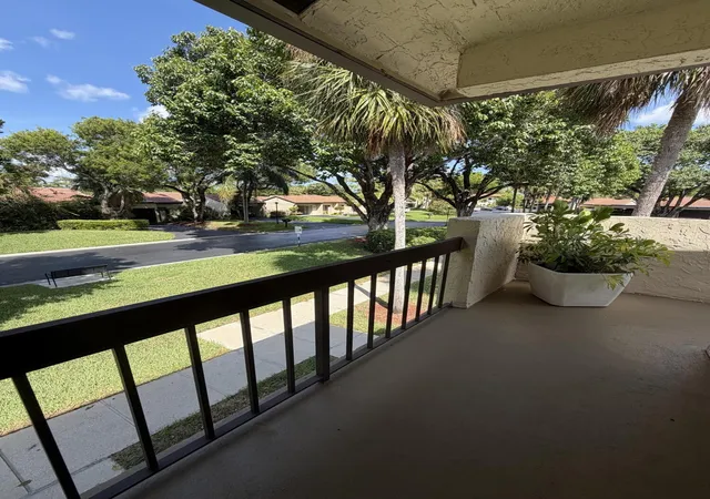 Listing Photo 4 - Condo for sale in building located at 21785 Cypress Dr, Boca Raton, FL 33433 - Unit #46B