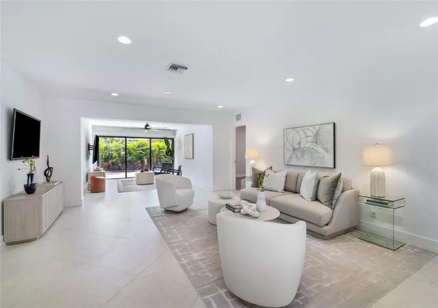 Photo 3 of Single family home for sale at 2280 NE 62nd Street, Fort Lauderdale, FL 33308 | MLS# B26063942 | Listing updated on 2026-09-15