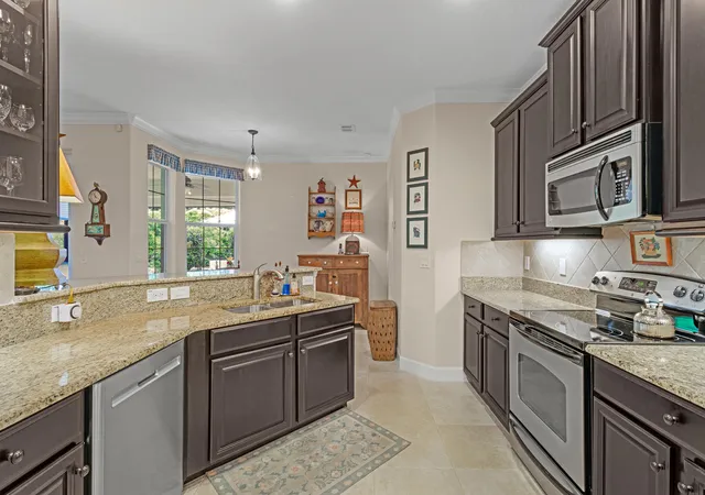 Photo 3 of Single family home for sale at 4241 Diamond Sq, Vero Beach, FL 32967 | MLS# B26063998 | Listing updated on 2026-10-02
