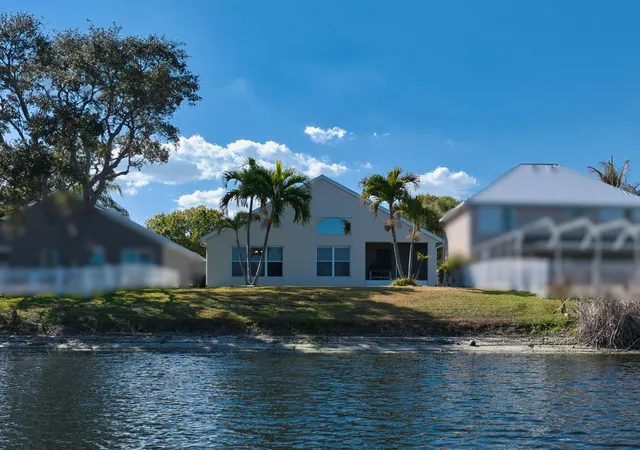 Photo 3 of Single family home for sale at 849 Nw Waterlily Pl, Jensen Beach, FL 34957 | MLS# B26064070 | Listing updated on 2026-10-07