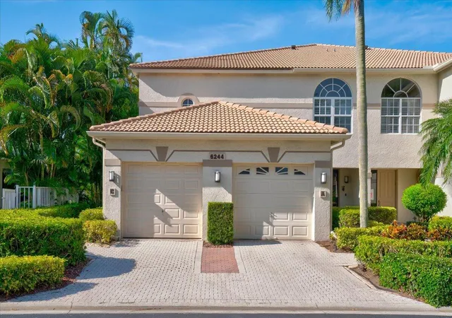 Listing Photo 5 - Condo for sale in building located at 6244 Graycliff Dr, Boca Raton, FL 33496 - Unit #C