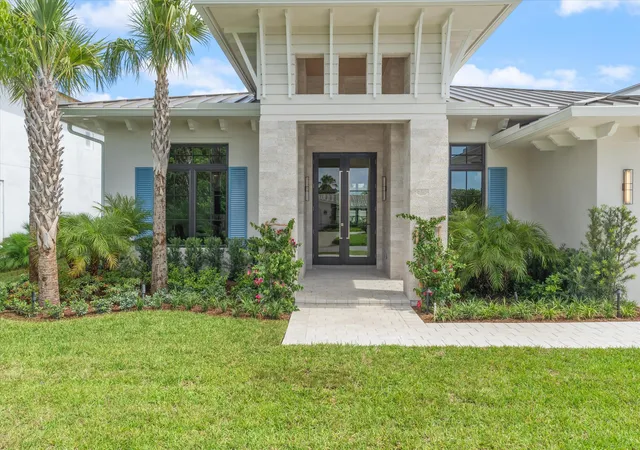Photo 3 of Sale Pending at 727 Sw 28th Avenue, Boynton Beach, FL 33435 | MLS# B26064211 | Listing updated on 2026-09-15
