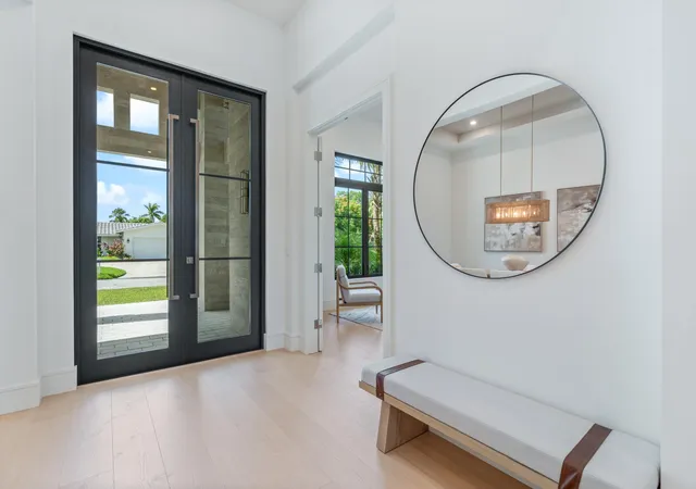 Photo 3 of Sale Pending at 727 SW 28th Avenue, Boynton Beach, FL 33435 | MLS# B26064211 | Listing updated on 2026-09-15