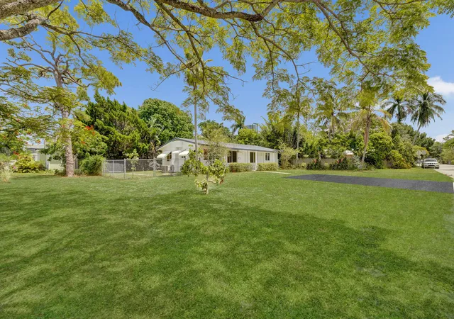 Photo 3 of Land for sale at 611 SW 7th Street, Fort Lauderdale, FL 33315 | MLS# B26064393 | Listing updated on 2026-09-16