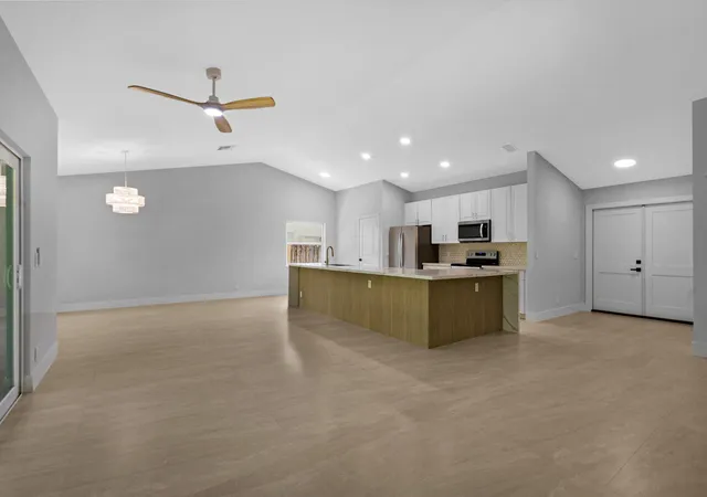 Photo 3 of Single family home for sale at 7620 Texas Trl, Boca Raton, FL 33487 | MLS# B26064408 | Listing updated on 2026-09-15