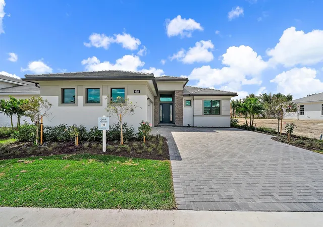 Photo 2 of Sale Pending at 9513 St Germain Dr, West Palm Beach, FL 33412 | MLS# B26064658 | Listing updated on 2026-09-13