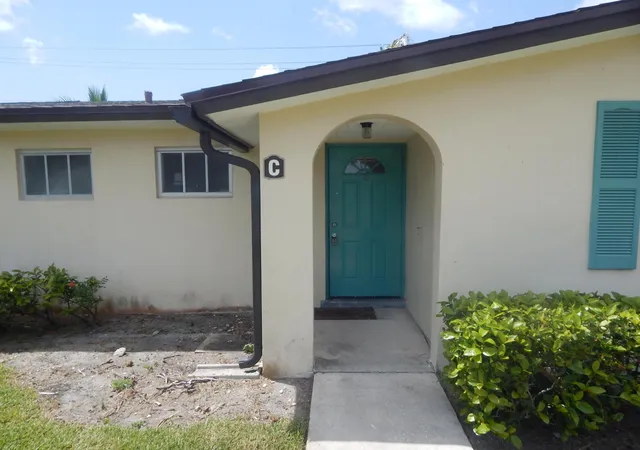 Photo 2 of Sale Pending at 2971 Ashley Dr W #C, West Palm Beach, FL 33415 | MLS# B26064663 | Listing updated on 2026-09-15