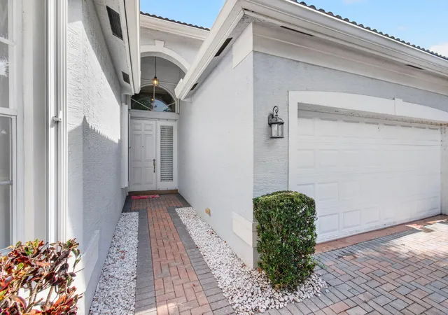 Photo 3 of Single family home for sale at 7315 Twin Fls Dr, Boynton Beach, FL 33437 | MLS# B26064764 | Listing updated on 2026-09-15