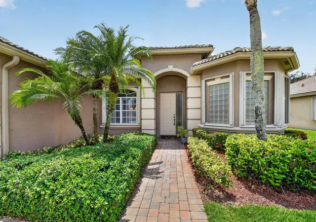 Photo 2 of Single family home for sale at 9574 Lantern Bay Cir, West Palm Beach, FL 33411 | MLS# B26064982 | Listing updated on 2026-09-14
