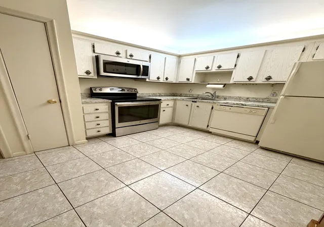 Photo 4 of Condo for sale at 4740 NW 21st Street #311, Lauderhill, FL 33313 | MLS# B26065031 | Listing updated on 2026-09-16