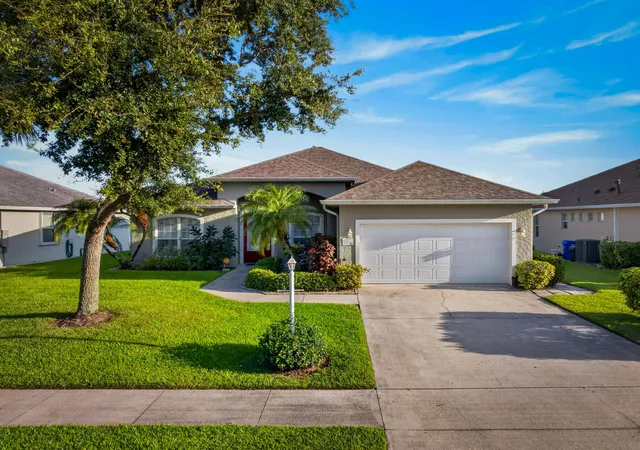 Photo 2 of Sale Pending at 5100 E 1st Square Sw, Vero Beach, FL 32968 | MLS# B26065290 | Listing updated on 2026-09-15