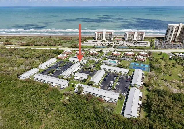 Photo 2 of Townhouse for sale at 9409 S Ocean Dr #31, Jensen Beach, FL 34957 | MLS# B26065448 | Listing updated on 2026-09-14