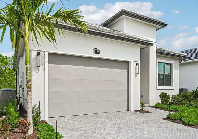 Photo 3 of Single family home for sale at 13566 Se Grovewood Dr, Port Saint Lucie, FL 34984 | MLS# B26065625 | Listing updated on 2026-09-13