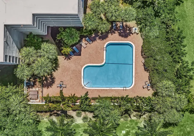 Condo for sale at 23200 Camino Del Mar #Apt 106, Boca Raton, FL 33433 | MLS# B26065778