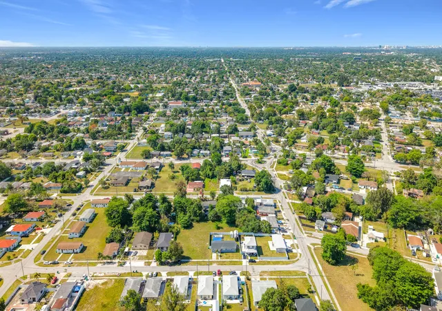 Photo 68 of Single family home for sale at 10235 SW 177th Street, Miami, FL 33157 | MLS# B26065806 | Listing updated on 2026-10-07
