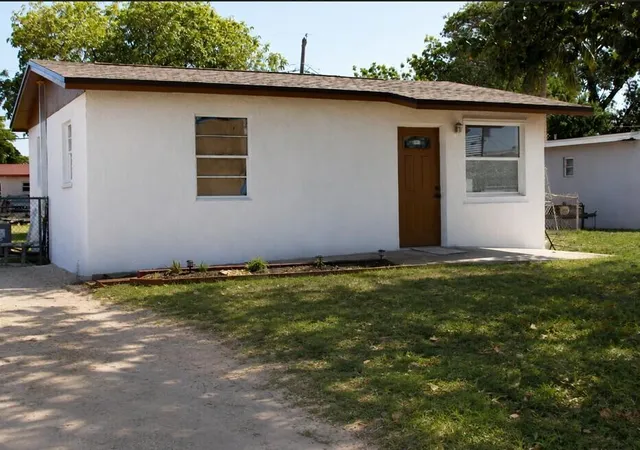 Photo 1 of Single family home for sale at 2304 Nw 15th Court, Fort Lauderdale, FL 33311 | MLS# B26065818 | Listing updated on 2026-09-15