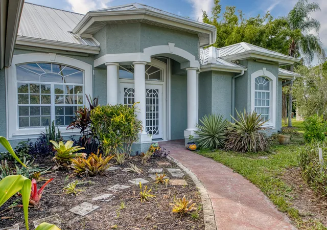 Photo 2 of Single family home for sale at 2142 Se Morningside Blvd, Port Saint Lucie, FL 34952 | MLS# B26065870 | Listing updated on 2026-09-14