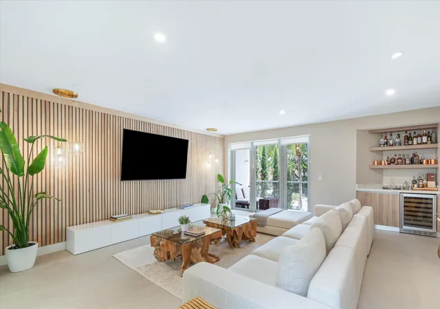 Photo 2 of Townhouse for sale at 1509 Ne 4th Place, Fort Lauderdale, FL 33301 | MLS# B26065935 | Listing updated on 2026-09-27