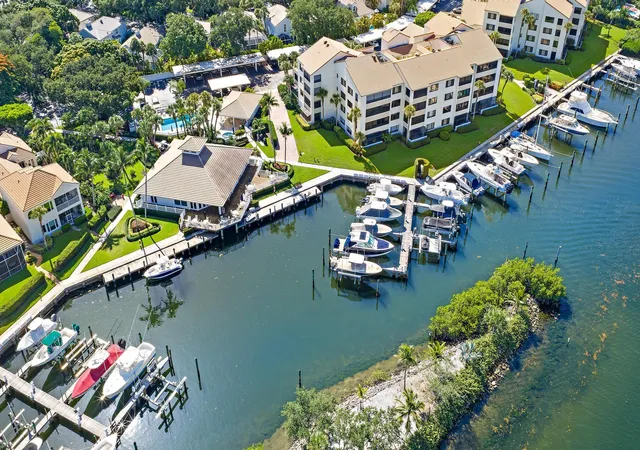 Photo 2 of Land for sale at 0 Oak Harbour Dr, Juno Beach, FL 33408 | MLS# B26065955 | Listing updated on 2026-10-07