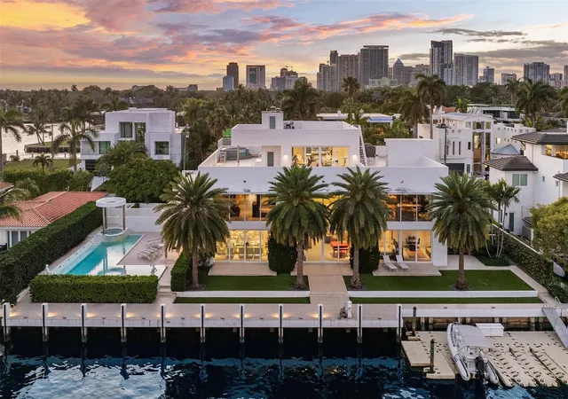 Photo 1 of Mansion for sale at 500 Isle Of Capri Dr, Fort Lauderdale, FL 33301 | MLS# B26065947 | Listing updated on 2026-10-06