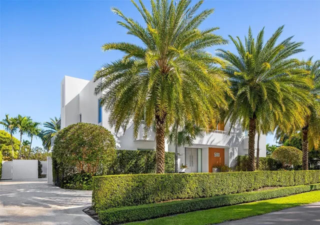 Photo 3 of Single family home for sale at 500 Isle Of Capri Dr, Fort Lauderdale, FL 33301 | MLS# B26065947 | Listing updated on 2026-10-06
