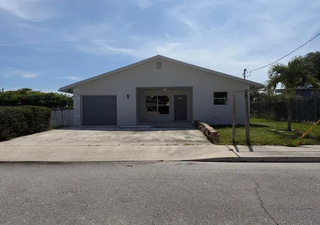 Photo 1 of Single family home for sale at 1418 K, Lake Worth Beach, FL 33460 | MLS# B26066061 | Listing updated on 2026-09-17