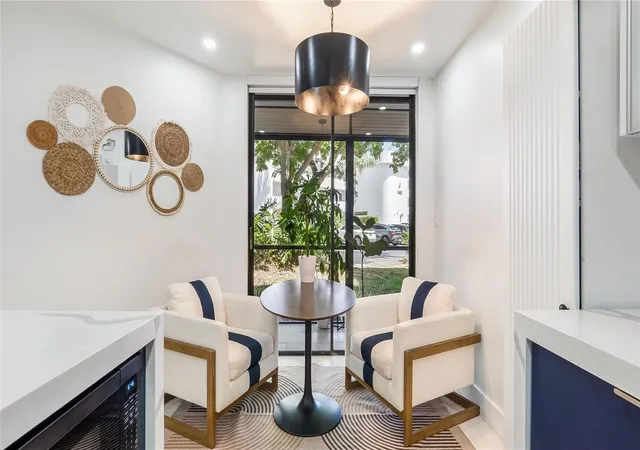 Listing Photo 5 - Condo for sale in building located at 1410 Sheridan St, Hollywood, FL 33020 - Unit #7I