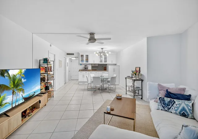Photo 3 of Condo for sale at 3900 N Hills Dr #306, Hollywood, FL 33021 | MLS# B26066171 | Listing updated on 2026-09-23