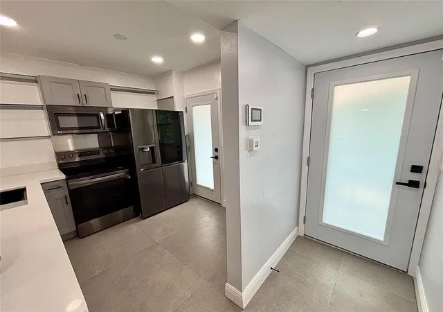 Listing Photo 1 - Condo for sale in building located at 2820 Ne 201St Ter, Aventura, FL 33180 - Unit #F326