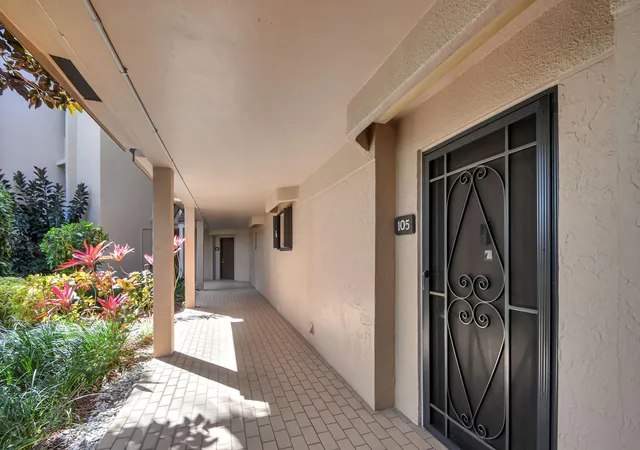 Photo 3 of Condo for sale at 4702 Fountains Dr S #105, Lake Worth, FL 33467 | MLS# B26066281 | Listing updated on 2026-09-16