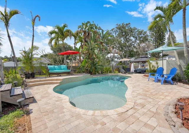 Photo 1 of Single family home for sale at 568 Se Nome Dr, Port Saint Lucie, FL 34984 | MLS# B26066350 | Listing updated on 2026-09-15
