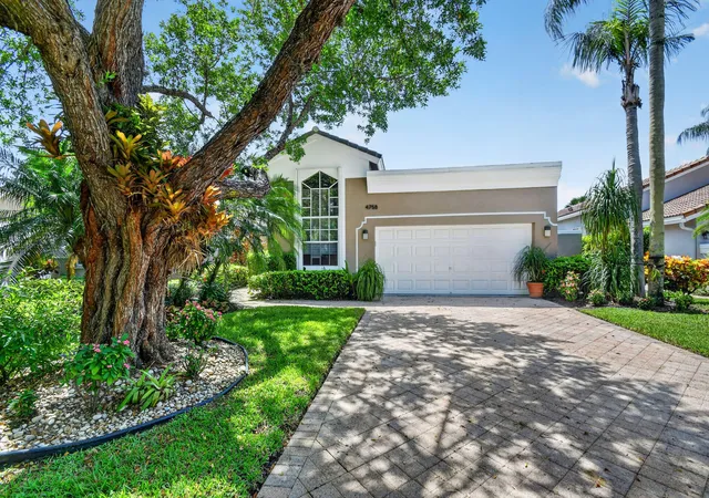 Photo 1 of Sale Pending at 4758 Carlton Golf Dr, Lake Worth, FL 33449 | MLS# B26066462 | Listing updated on 2026-10-02