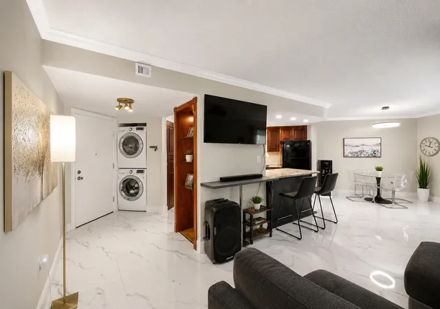 Photo 3 of Sale Pending at 6855 W Broward Blvd #201, Plantation, FL 33317 | MLS# B26066711 | Listing updated on 2026-09-18