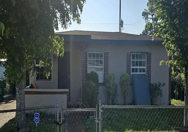 Photo 1 of Sale Pending at 430 Nw 30th Avenue, Fort Lauderdale, FL 33311 | MLS# B26066720 | Listing updated on 2026-09-14